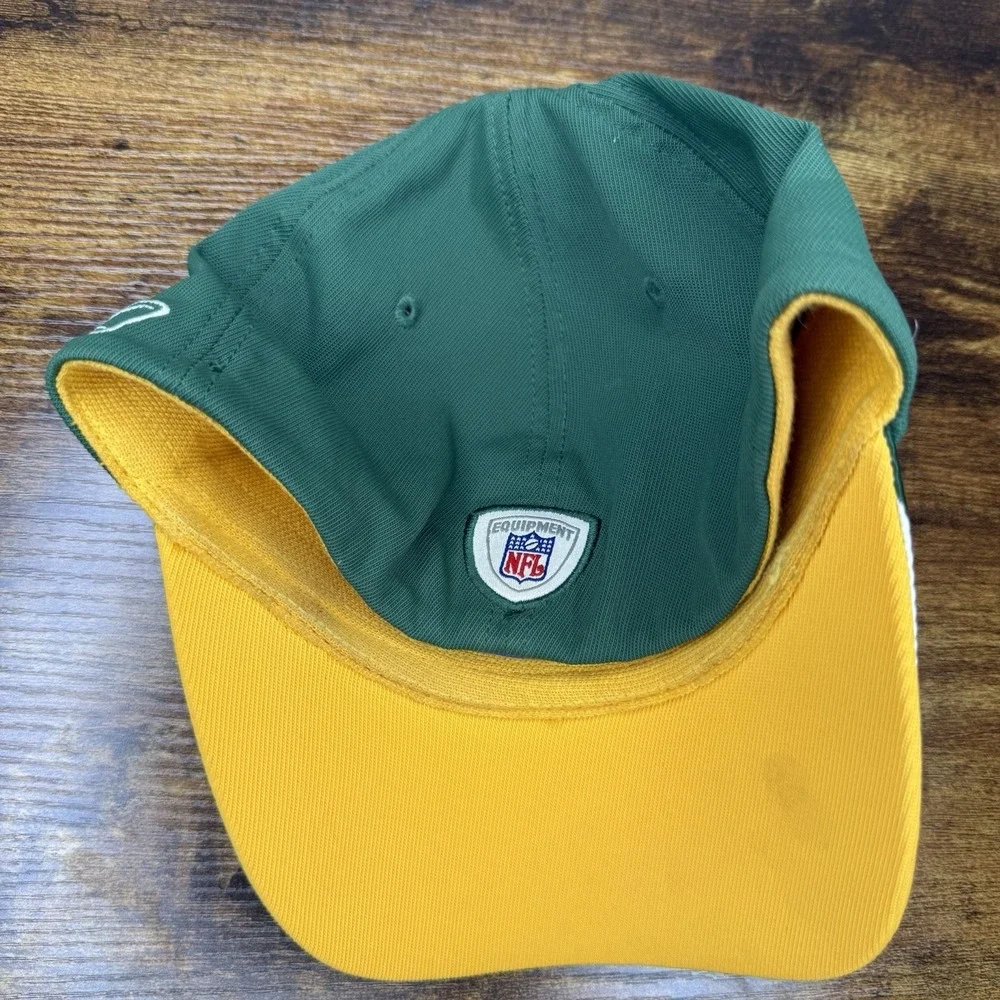 Reebok Green Bay Packers NFL Equipment Flex Fit Hat Cap Adult OSFA Green